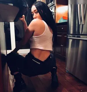 Noah Cyrus OnlyFans Leaked Free Thumbnail Picture - #hLBe54lFMJ