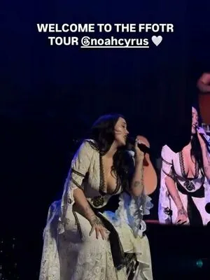 Noah Cyrus OnlyFans Leaked Free Thumbnail Picture - #j44tdPi1b0
