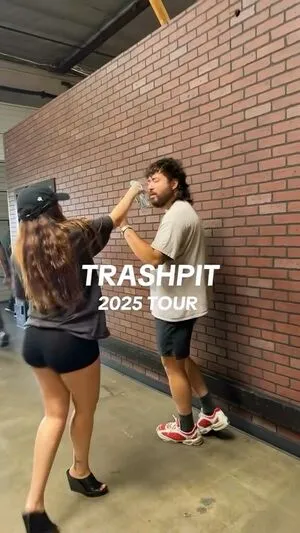 Noah Cyrus OnlyFans Leaked Free Thumbnail Picture - #qbSjwgeqc7