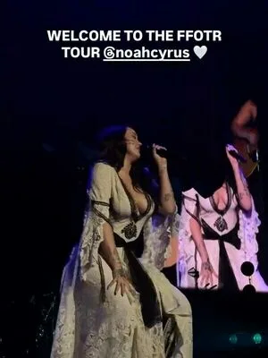 Noah Cyrus OnlyFans Leaked Free Thumbnail Picture - #sZPhM19y9o