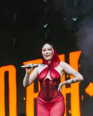 Noah Cyrus OnlyFans Leaked Free Thumbnail Picture - #uVHvWSzXVb