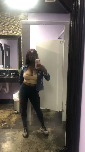 Noelle Kaylahrich OnlyFans Leaked Free Thumbnail Picture - #CnZ3ilspvz