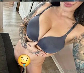Noelleeaston OnlyFans Leaked Free Thumbnail Picture - #TvICBbl2E8
