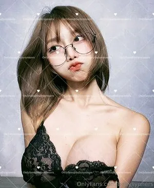 Noeybinnsfw OnlyFans Leaked Free Thumbnail Picture - #yqmCuBXqNa