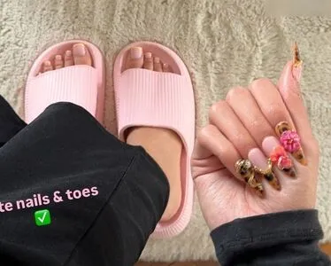 Nona Kanal OnlyFans Leaked Free Thumbnail Picture - #VEnnLo4t00
