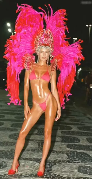 Nona Kanal OnlyFans Leaked Free Thumbnail Picture - #bloRCypvtn