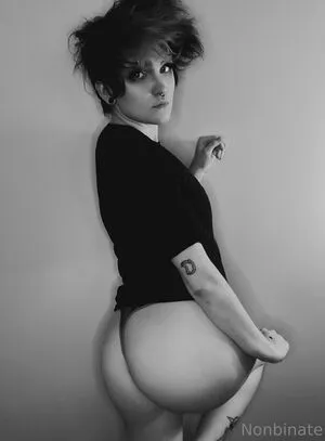 Nonbinate OnlyFans Leaked Free Thumbnail Picture - #lmapo8BaCG