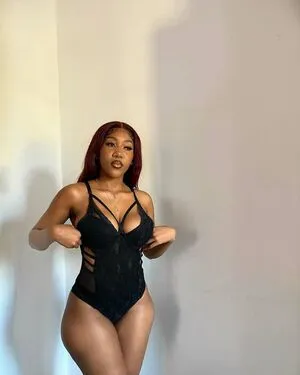 Nonozile Jacobs OnlyFans Leaked Free Thumbnail Picture - #5rcrsuoYab