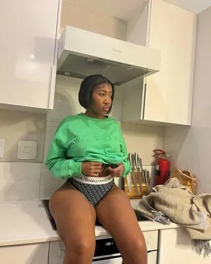 Nonozile Jacobs OnlyFans Leaked Free Thumbnail Picture - #PpglFHOY29