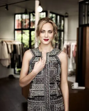 Nora Arnezeder OnlyFans Leaked Free Thumbnail Picture - #XPEOTGMV0A