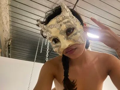 Nosheylin OnlyFans Leaked Free Thumbnail Picture - #of80BC5XrA