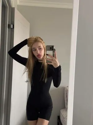 Not So Good Wife OnlyFans Leaked Free Thumbnail Picture - #pHHCdoriFS