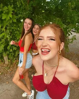 Notemilyb OnlyFans Leaked Free Thumbnail Picture - #3lei0nNxR1