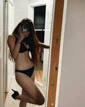 Notemilyb OnlyFans Leaked Free Thumbnail Picture - #fgy7g72zo6