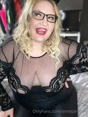 Novaskyeefree OnlyFans Leaked Free Thumbnail Picture - #M5SDs69GtF
