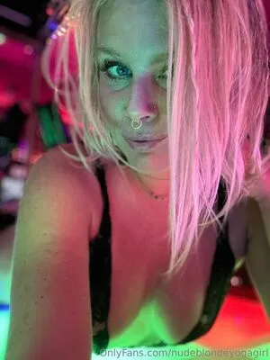 Nudeblondeyogagirl OnlyFans Leaked Free Thumbnail Picture - #A5Qh0dzXxr