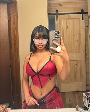 Numi Zarah OnlyFans Leaked Free Thumbnail Picture - #5CVuqA2ptn