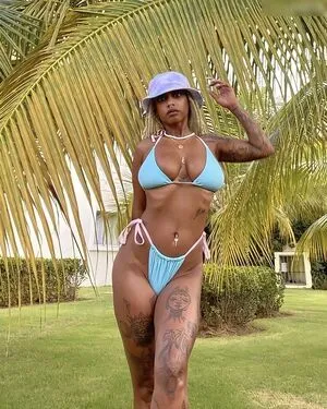 Nura Habib Omer OnlyFans Leaked Free Thumbnail Picture - #Cqs5c1yGGb