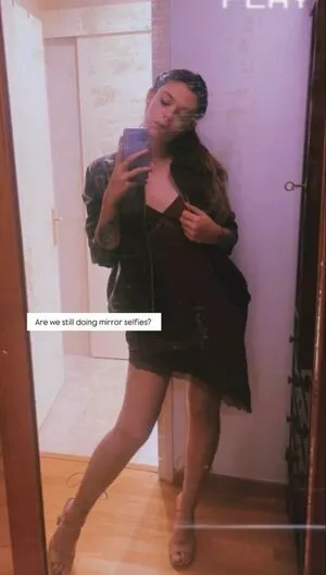 Nurse Ellie OnlyFans Leaked Free Thumbnail Picture - #sLHilo8Tj0