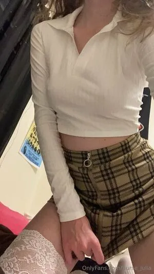 Nurse Julia OnlyFans Leaked Free Thumbnail Picture - #SUNA0EtEOJ