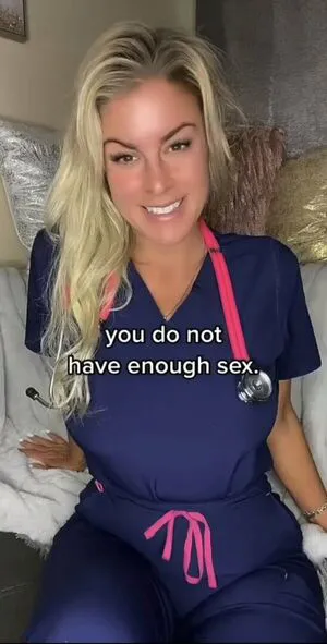 Nursegwennie OnlyFans Leaked Free Thumbnail Picture - #wo0F3B3XnA