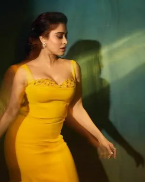 Nushrratt Bharuccha OnlyFans Leaked Free Thumbnail Picture - #QyEb5SeZFt