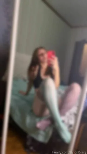 Nylondiary OnlyFans Leaked Free Thumbnail Picture - #OYCYmMlhx4