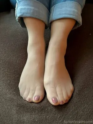 Nylonfeetdreams OnlyFans Leaked Free Thumbnail Picture - #3zcxNM07oW