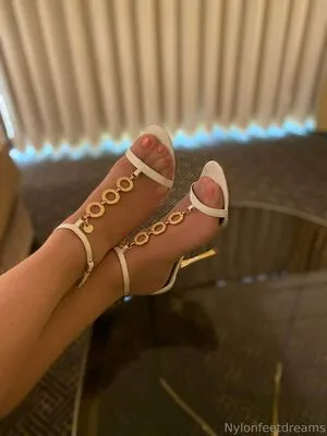 Nylonfeetdreams OnlyFans Leaked Free Thumbnail Picture - #DhVqD2K9o7