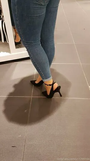 Nylonfeetladyswitzerland OnlyFans Leaked Free Thumbnail Picture - #EwlMZrtkPa