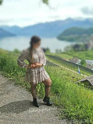 Nylonfeetladyswitzerland OnlyFans Leaked Free Thumbnail Picture - #K960V4S5wQ
