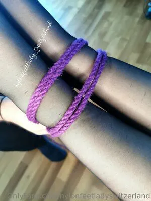 Nylonfeetladyswitzerland OnlyFans Leaked Free Thumbnail Picture - #MkuTdRy7Rc