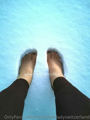 Nylonfeetladyswitzerland OnlyFans Leaked Free Thumbnail Picture - #SkNzUe5QQy