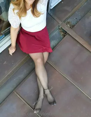 Nylonfeetladyswitzerland OnlyFans Leaked Free Thumbnail Picture - #rwcPEDIhRg