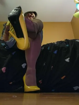 Nylonsandsocks OnlyFans Leaked Free Thumbnail Picture - #0Vklw53qvu