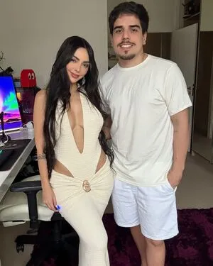 Nyvi Estephan OnlyFans Leaked Free Thumbnail Picture - #517dofr1Ry