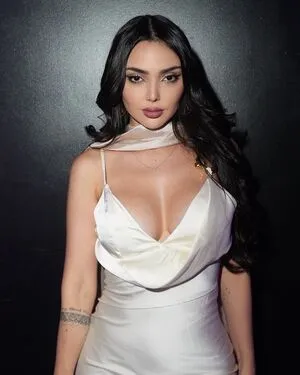 Nyvi Estephan OnlyFans Leaked Free Thumbnail Picture - #YdTush1T2Y