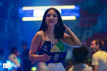 Nyvi Estephan OnlyFans Leaked Free Thumbnail Picture - #jvCpxpZhM8