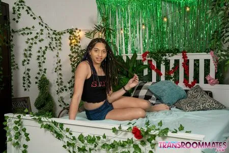 Nyxi Leon OnlyFans Leaked Free Thumbnail Picture - #ajNeLy7kRR