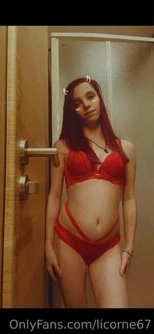 Oceane Licorne OnlyFans Leaked Free Thumbnail Picture - #eCyGsr4skE