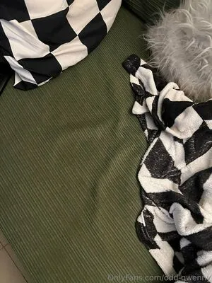 Odd Gwenny OnlyFans Leaked Free Thumbnail Picture - #9AsyzRAwD9