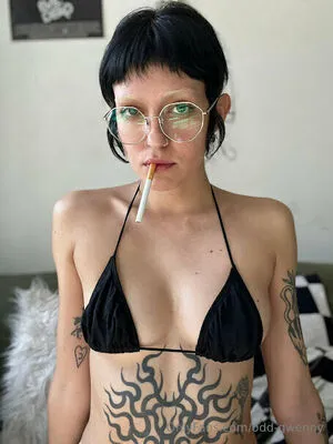 Odd Gwenny OnlyFans Leaked Free Thumbnail Picture - #bV0x5Unuhp