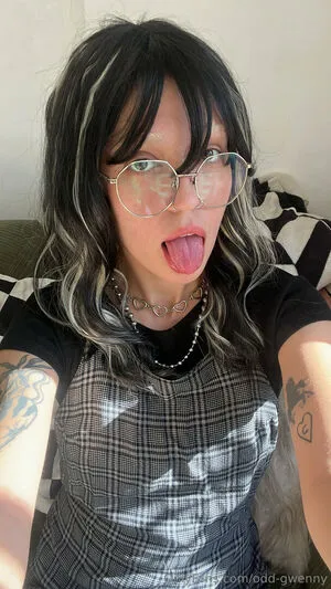 Odd Gwenny OnlyFans Leaked Free Thumbnail Picture - #ez3omDWXXY