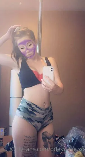 Odessalee Xo OnlyFans Leaked Free Thumbnail Picture - #D3Alfsnnam