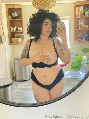 Oenvyusfree OnlyFans Leaked Free Thumbnail Picture - #35og3CCXw2