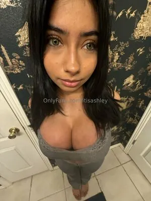 Ofcourseashley OnlyFans Leaked Free Thumbnail Picture - #q7t6SRU1Gd