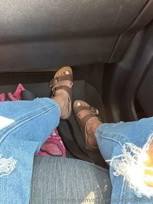 Officialbarefeetblonde OnlyFans Leaked Free Thumbnail Picture - #K08s37WWbQ