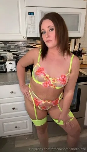 Officialbombshellblaze OnlyFans Leaked Free Thumbnail Picture - #5Su5hcQS1g