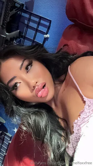 Officialchanelfoxxfree OnlyFans Leaked Free Thumbnail Picture - #hL6v8PR71U