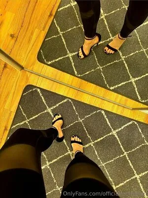 Officialfeetforfun OnlyFans Leaked Free Thumbnail Picture - #9YToJcAH7u